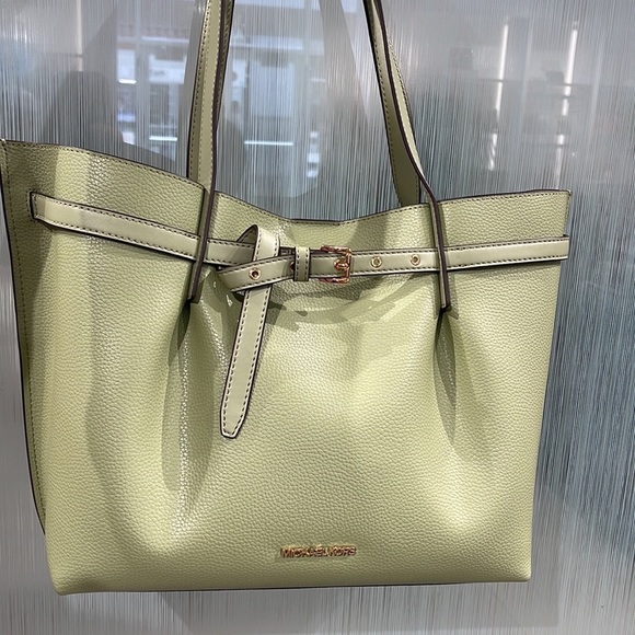 MICHAEL KORS Emilia Large Pebbled Leather Tote Bag Light Sage COLOR - Picture 3 of 16